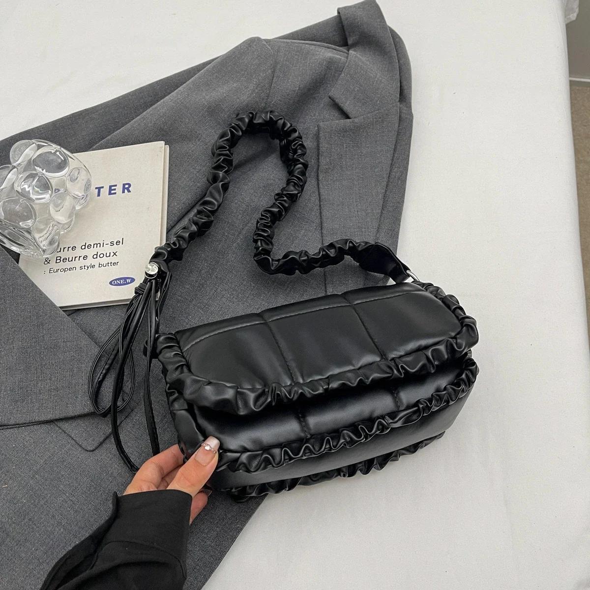 

Ретро-дизайн, маленькие сумки из искусственной кожи под мышками для женщин 2024 года, зима 2020 года, женская модная квадратная сумка через плечо, сумки чёрный