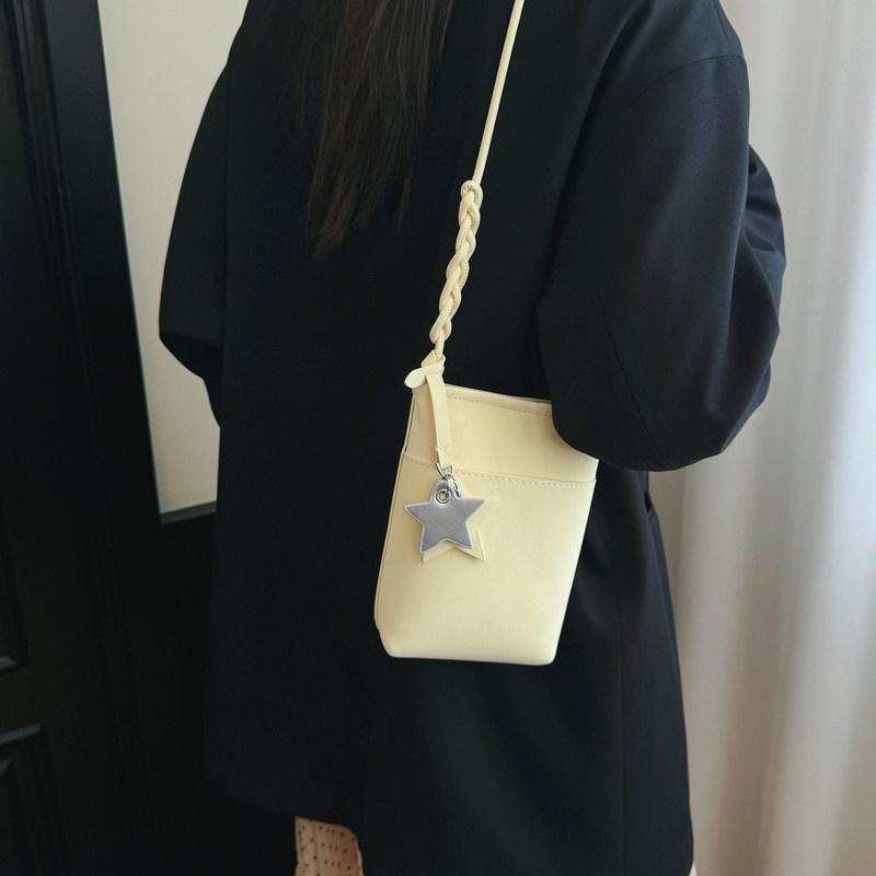 2026New dopamine-style girl's phe bag, Korean-style mini crossbody bag, niche design versatile shoulder bag