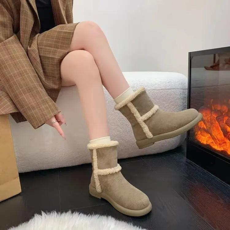 Fashion Women's Winter Padded and Thickened Warm Snow Boots 2024 New Round Head Suede Short Flat Northeast Cotton Boots