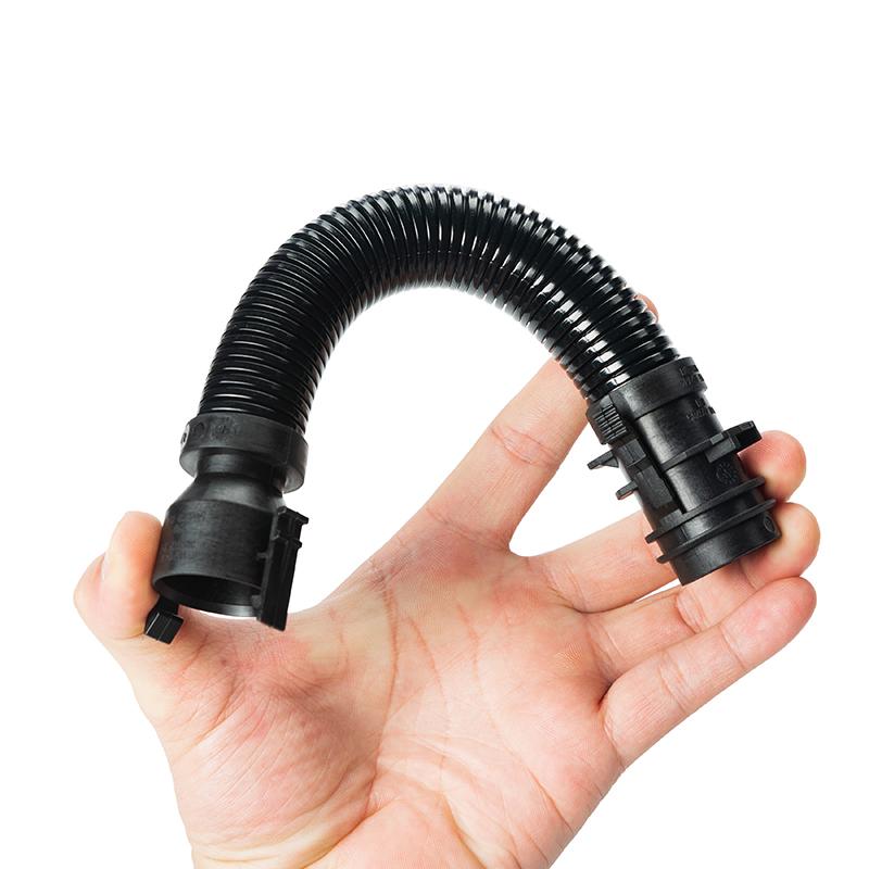Air Intake Breather Pipe Hose 13717803842 Replacement for BMW N47 N57 E90 F10 X3 X5 Car Rocker Cam Cover Vent Tube
