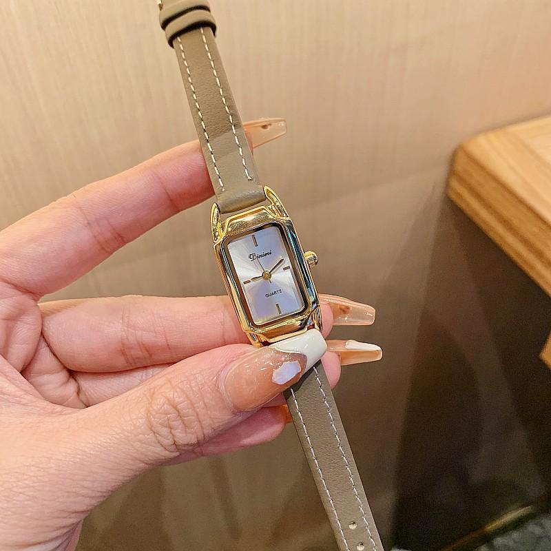 Fashion Women'S Watch Rose Gold Leather Strap Watch Simple Retro Rectangular Temperament Women'S Watch Women