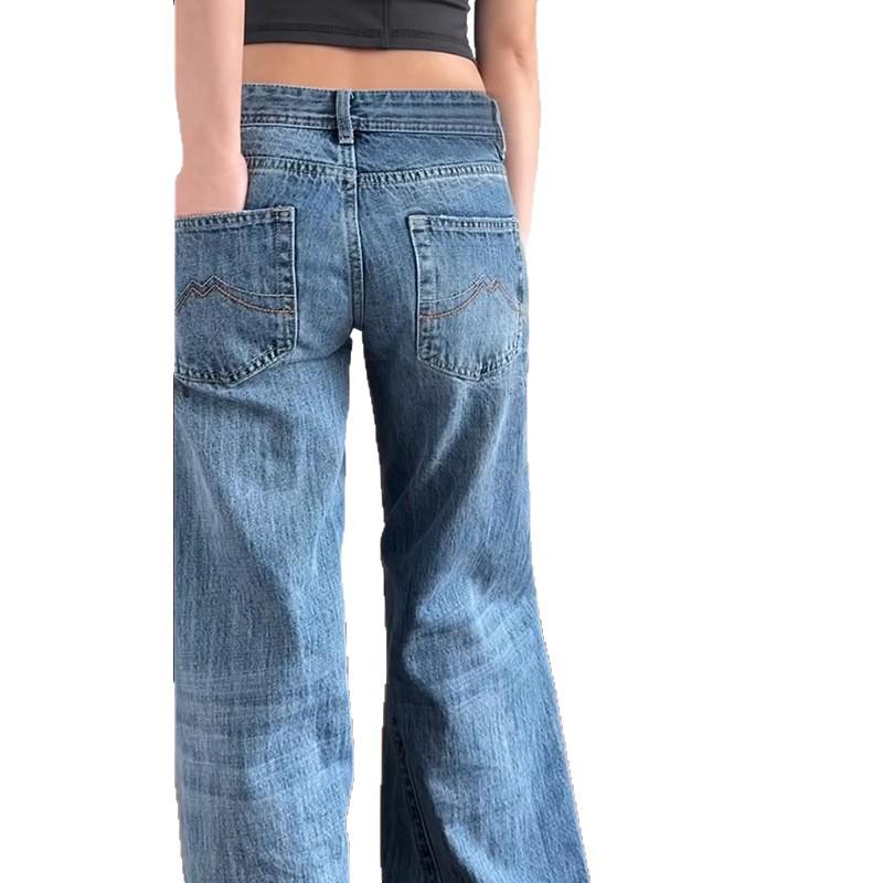 D9061 Women's Micro-Flare Low-Waist Jeans: Slimming Wide-Leg Style for Spring and Autumn.