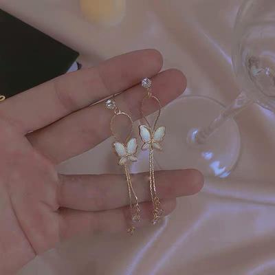Koreanische Retro Schmetterlingsquastenohrringe aus S925 Silber: Eleganter Diamantakzent im Feenstil