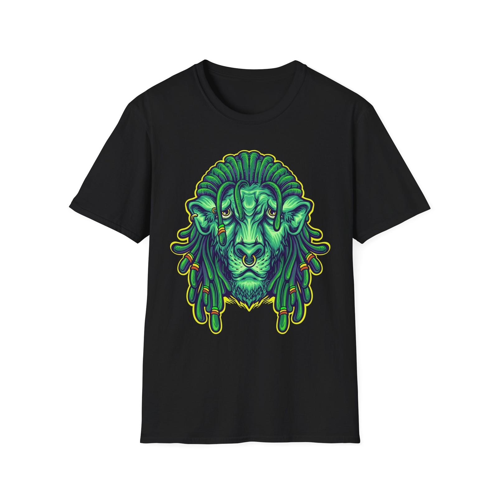 Vibrant Lion Nature Graphic T-Shirt L