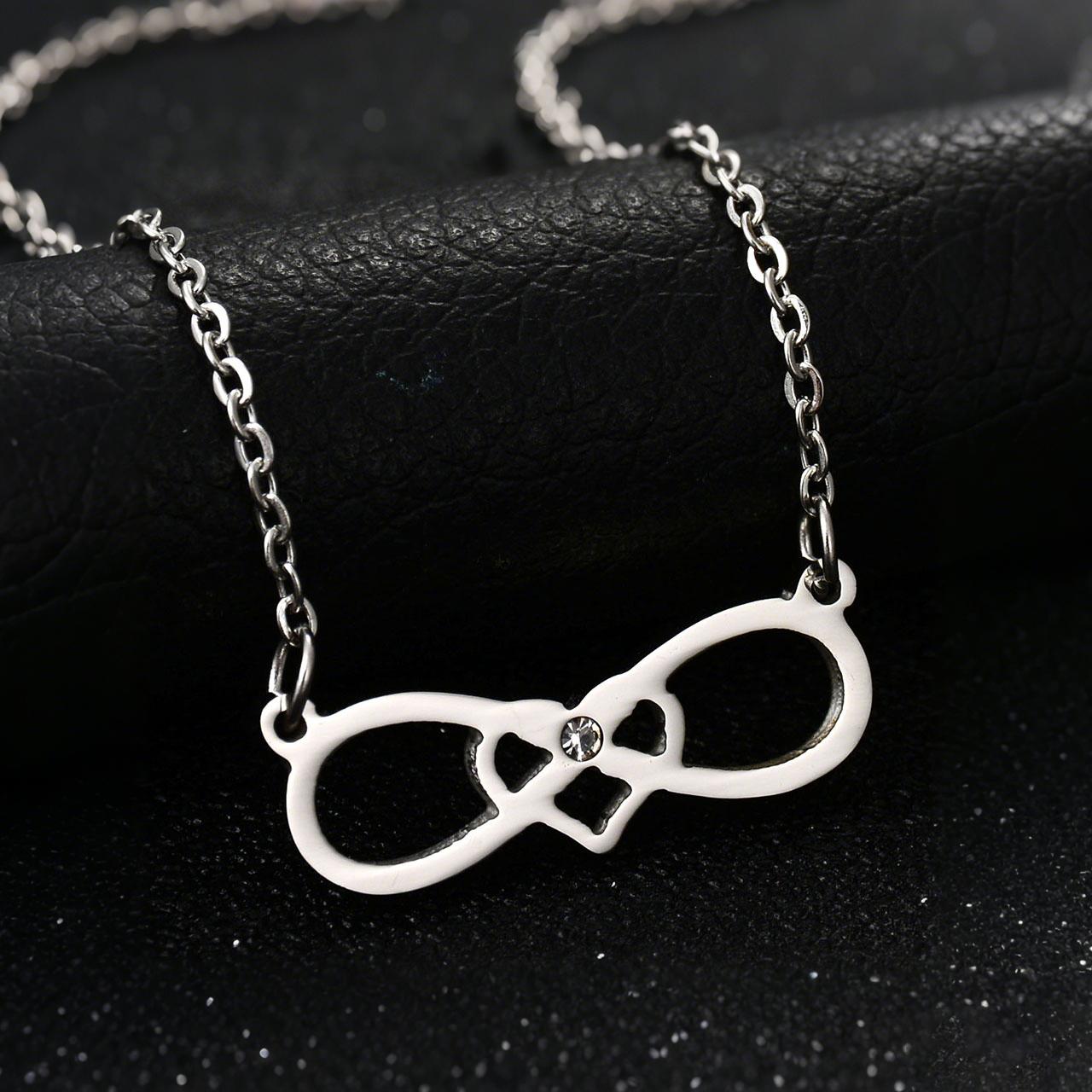 

Atoztide Fashion Heart Infinity Pendant Necklace for Women Stainless Steel Jewelry Elegant Temperament Choker Chain Birthday 50cm