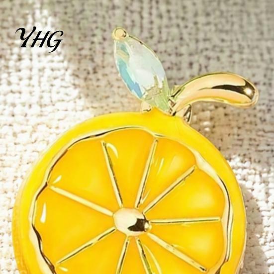 Rhinestone Decorative Brooches Lemon Slice Brooch Pin, Oil Dripping Fruit Pin with Metal Badge Leaf, for Clothes Bags Scarves
