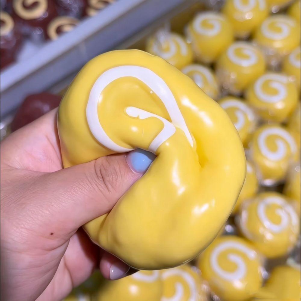 Non-bounce Crunchy Swiss Roll Hand Relax Blocked Filled Ball Creative Handmade Ball Student Prize
