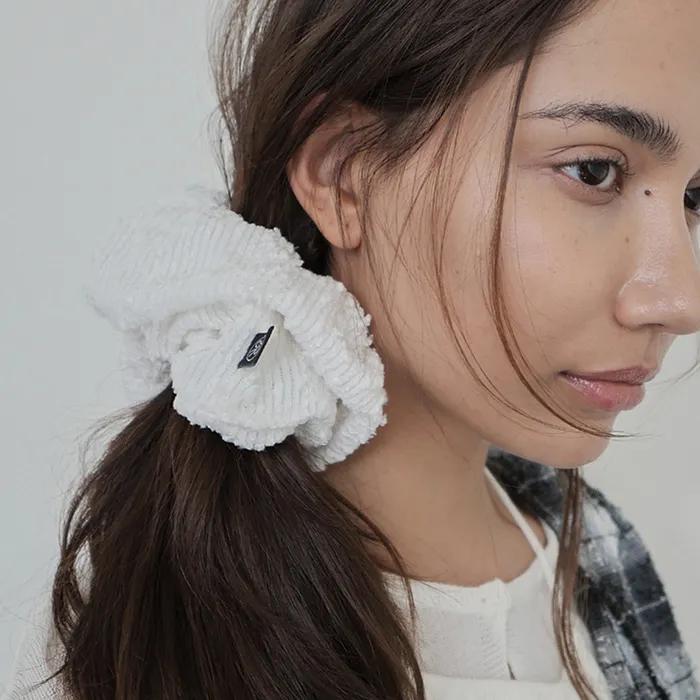 Spangle Knit Scrunchie_Large_White