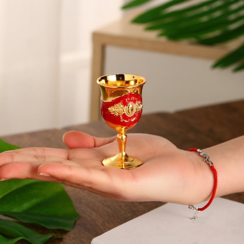 European Style Wine Glasses Retro Dinnerware Goblet Spirit Vodka Champagne Glasses Beverage Tumbler for Party Home Bar