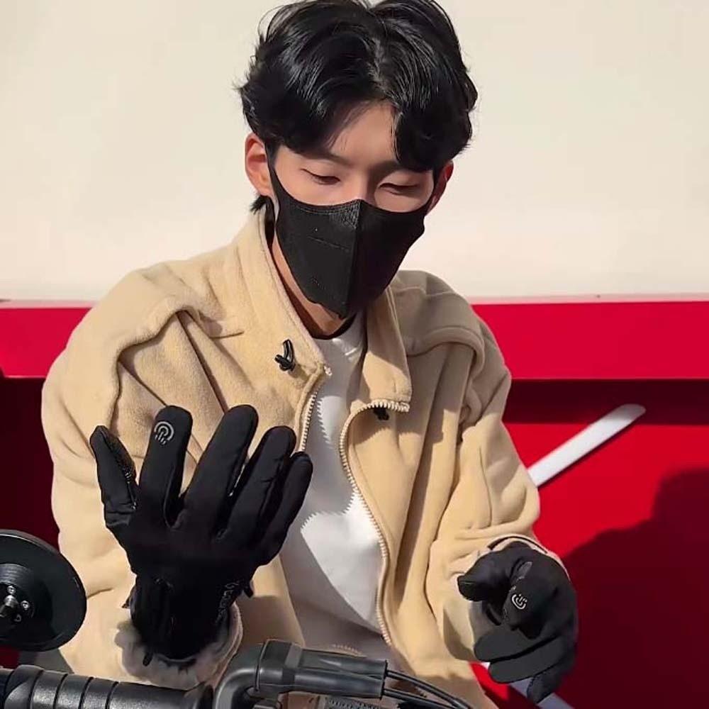 Anti-slip PU Anti-cold Mittens Soft Plush Thickened Gloves Gift Windproof Finger Mittens Skiing