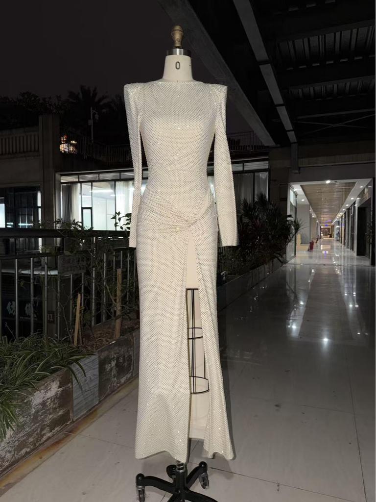 Elegant European & American One-Shoulder Twisted Evening Dress for Women