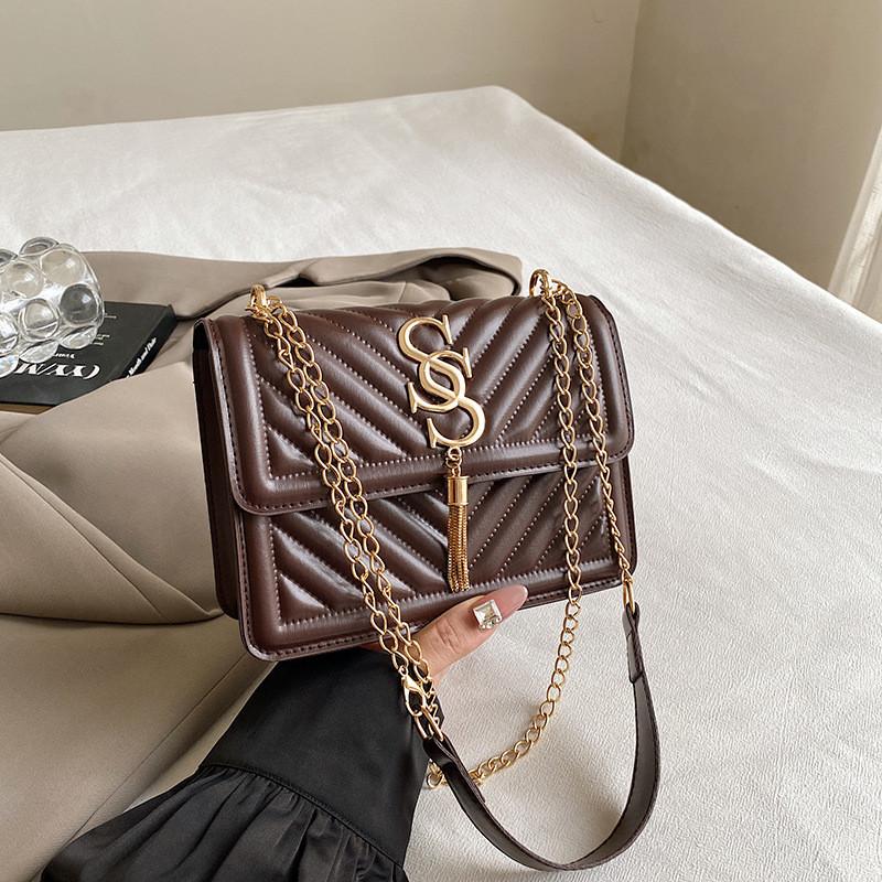 

Stylish Vintage-inspired Small Square Shoulder Bag With Chain Detail And Premium Pu Material кавовий