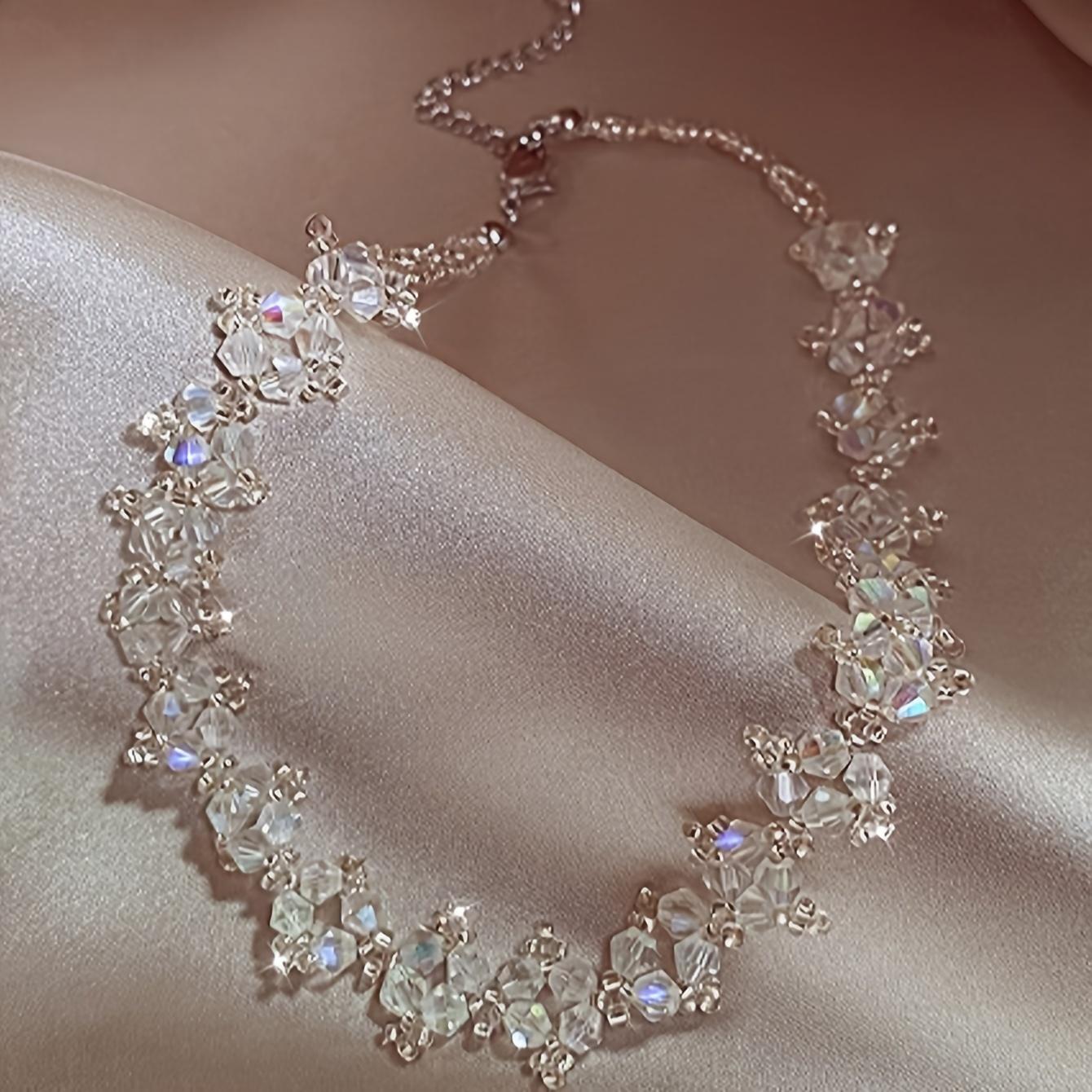 

Elegant Artificial Crystal Necklace - Minimalist Clavicle Chain for Women, Perfect for Weddings & Parties