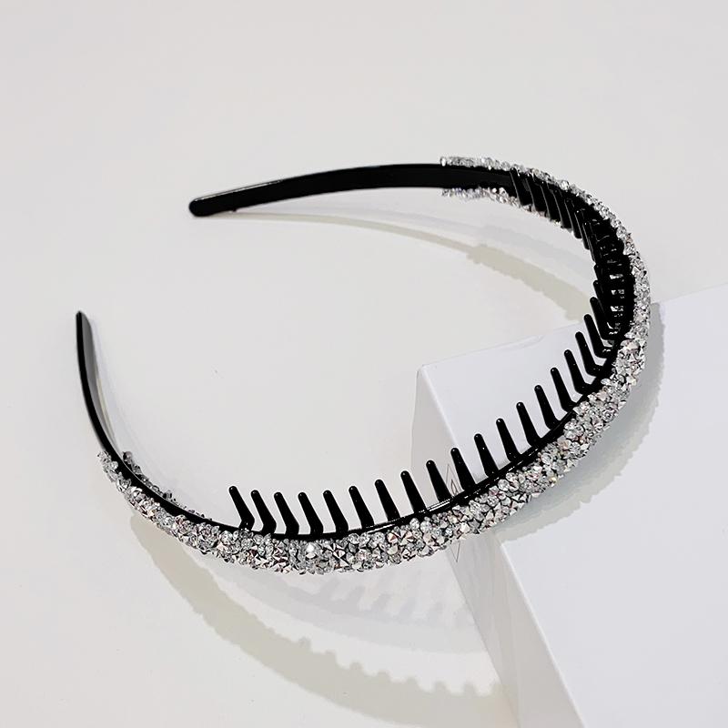 Bandeau Antidérapant à Strass pour Femmes Décoration de Cheveux Douce Cristal Bandeau Cheveux Bandeau Cerceau Accessoires de Cheveux Mode