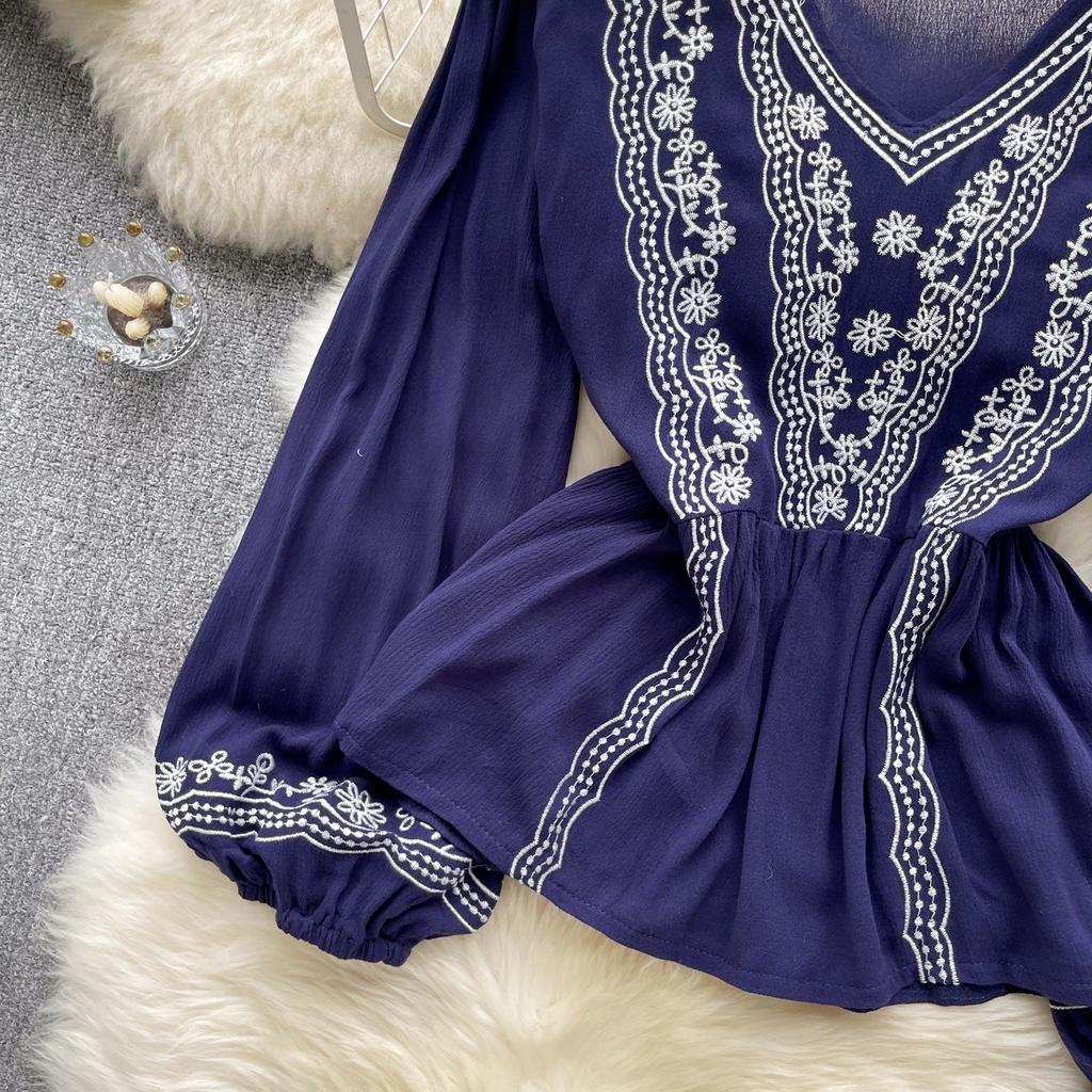 Floral Embroidery Spring Loose Blouse Elegant Bohemian Design Long Sleeve Ladies Fashion  Summer Casual Shirt