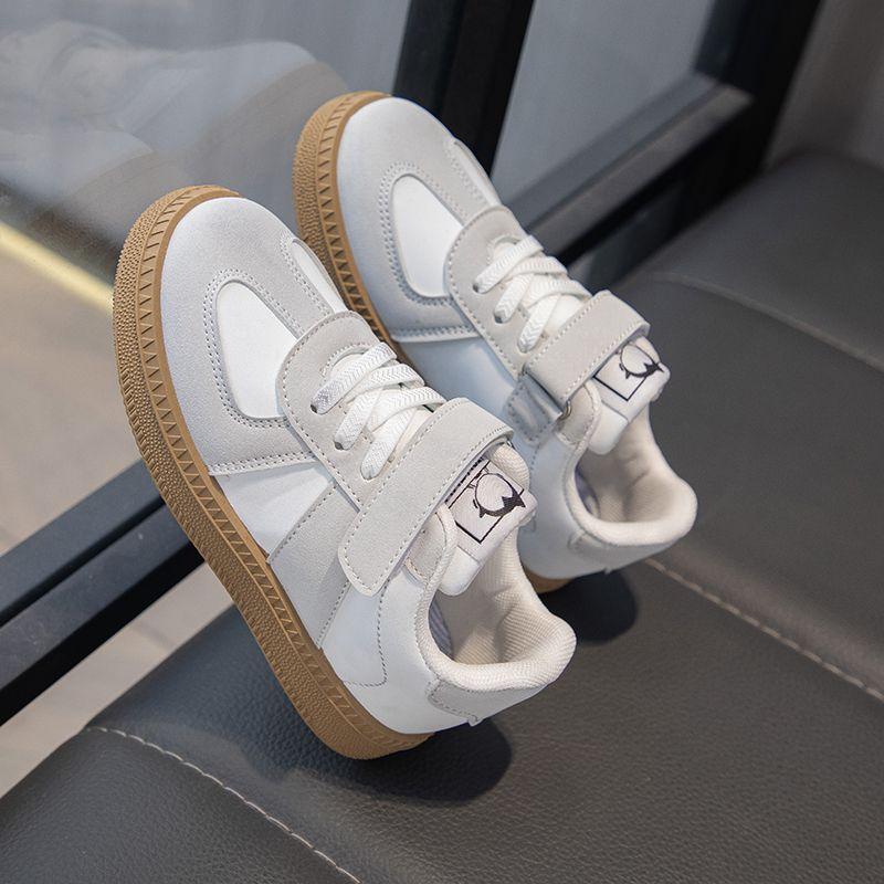 Children's Sneakers Are Comfortable, Lightweight and Wear-resistant Outdoor Adventure Shoes