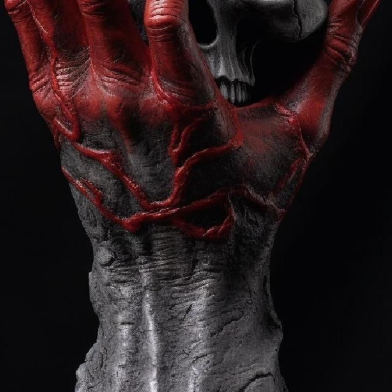 Y Anime Berserk Figure Resin Berserk Hand and Skull of God Figure Devil Hand Gothic Halloween Crafts Ornament Home Decoration