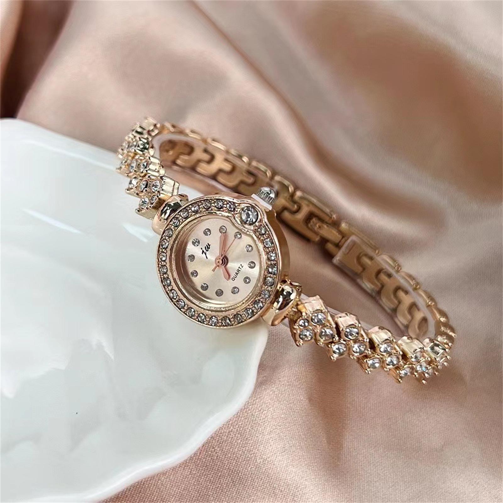 

Женские модные кожаные часы One Size