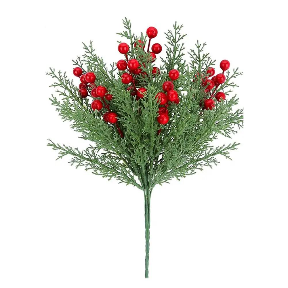 

Artificial Red Berry Pine Stems 4 Bundles Christmas Decor Realistic Faux Greenery for Wreaths Centerpieces DIY Crafts Decor N1T3