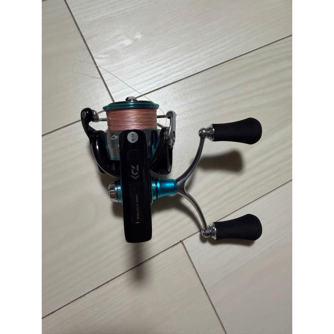 Used Daiwa Emeraldas 3000 spinning reel body with box