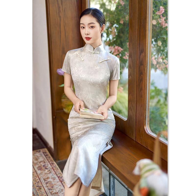 Round placket jacquard young girl's simple and elegant cheongsam spring and summer new fashion improved high-end Chinese cheongsam