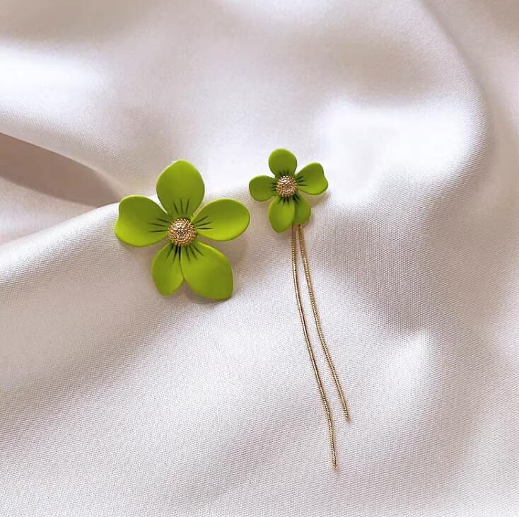Green Flower Stud Gold Metal Tassel Drop Earrings Women Korean Fashion Asymmetric Floral Earring Gift