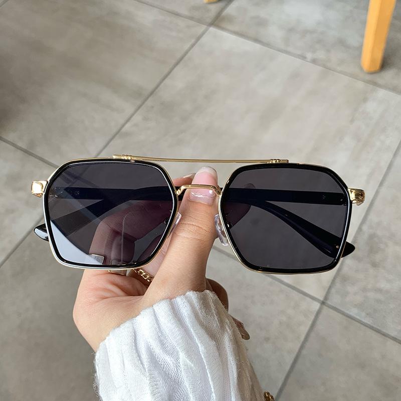 

Vintage Retro Women Sunglasses Korean Fashion Double Bridge Sun Glasses Men Fishing Driving Unisex