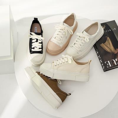 Grüne Canvas-Schuhe Nischen-Plateau-Keksschuhe Damen-Freizeitschuhe 2025 neu vielseitiger College-Stil weiße Schuhe