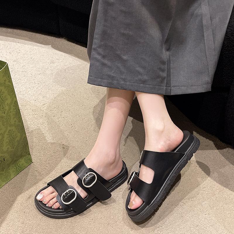 Thick-soled versatile one-word buckle with sandals women's summer 2025 new outer wear flat-soled slippers beach sandals ins tide
