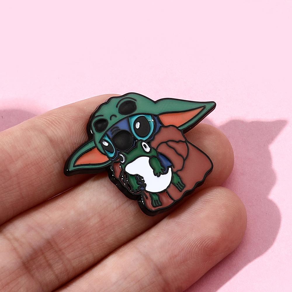 Cartoon Cute, Stitch Brooch, European and American Anime Star Baby Stitch Cos Yoda, Metal Badge