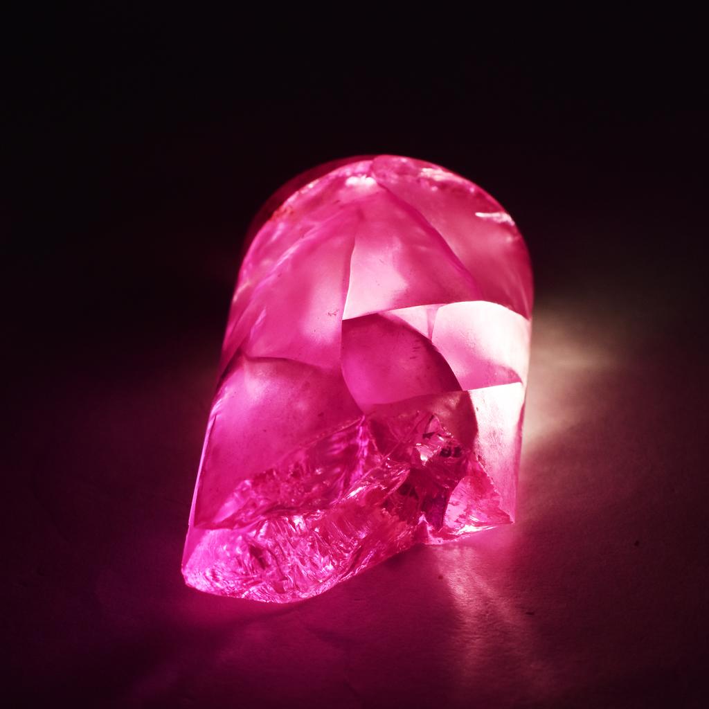 Natural Pink Zircon Loose Gemstone 129.20 ct Raw Uncut Rough for Lapidary and Gem Collections