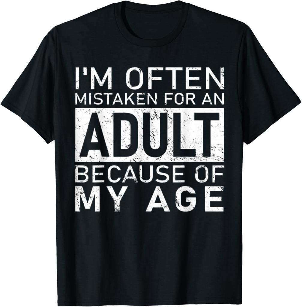 T-shirt Unisex Divertente: Scambiato per un Adulto a Causa della Mia Età