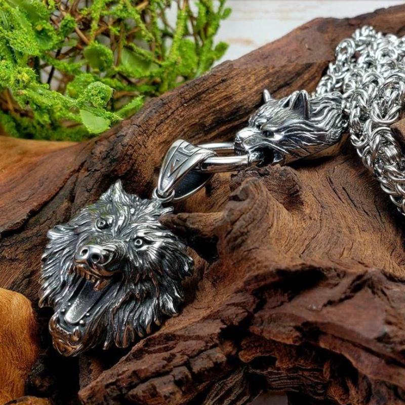 Vintage Gothic 316L Stainless Steel Nordic Viking Odin Wolf Head Necklace and Fenrir Wolf Pendant Punk Men's Amulet Wolf Necklace Viking Jewelry Gift