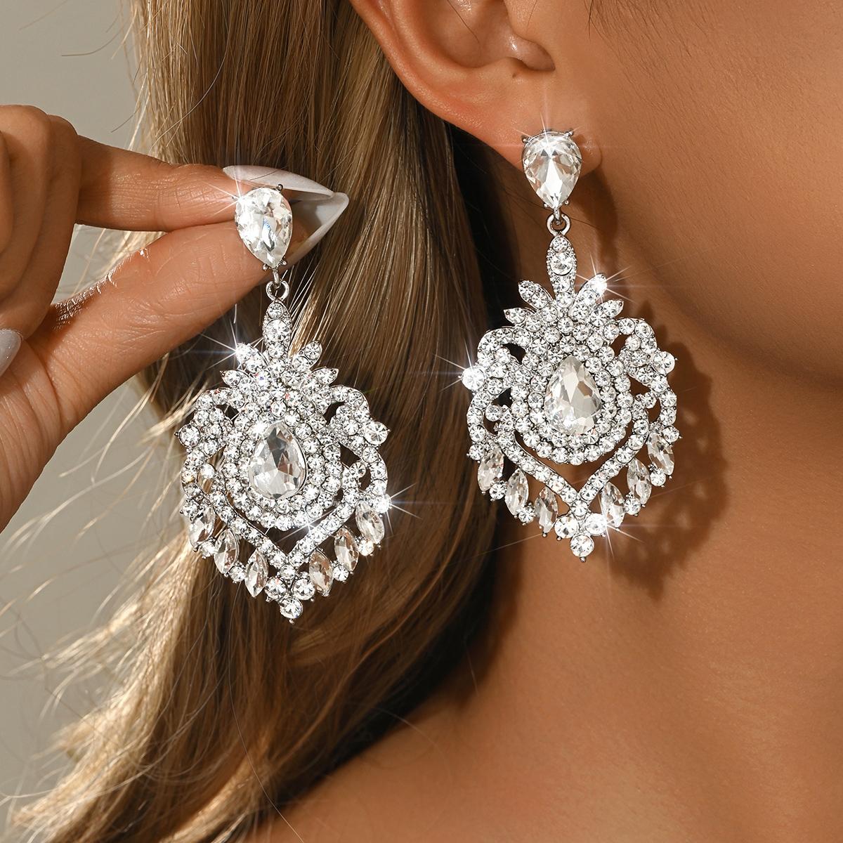 European and American design with super sparkling multi-color droplet shaped elegant retro earrings and earrings