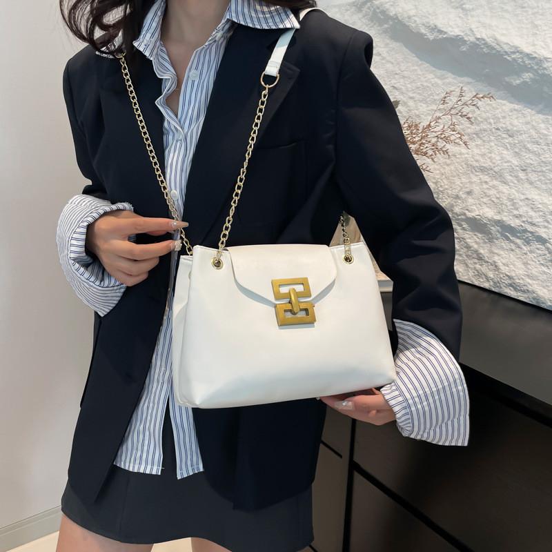 Stylish Retro Small Shoulder Bag Beautifully Designed For Everyday Casual Use