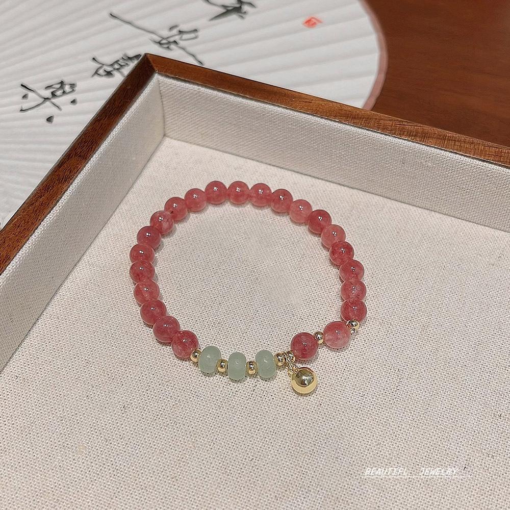 New Chinese Strawberry Crystal Blessing Bag Pearl Bracelet Girl High Sense Niche Design Sense Beaded Bracelet Couple Jewelry.