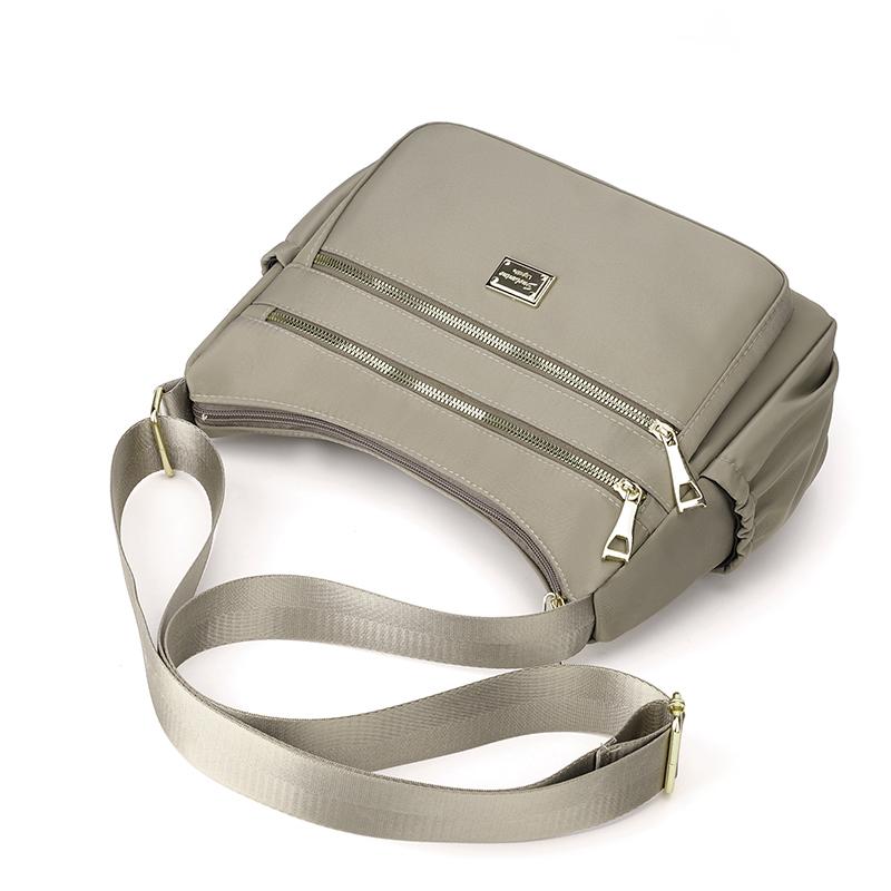 Taška přes rameno Dámská velkokapacitní nylonová crossbody taška Mother Bag Vícevrstvá taška