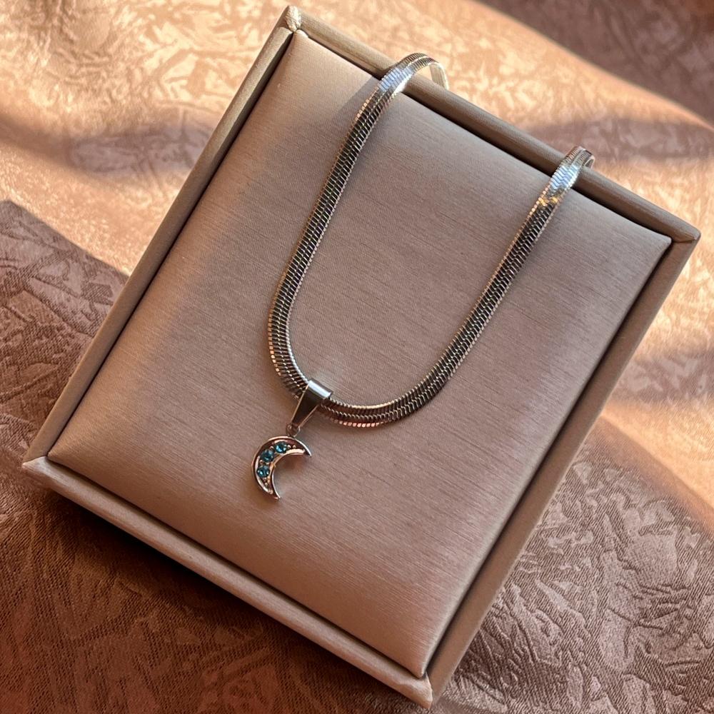 Small Animal Snake Pendant Flat Snake Chain Necklaces for Women Choker Necklace Stainless Steel Jewelry Party Birthday Gift New