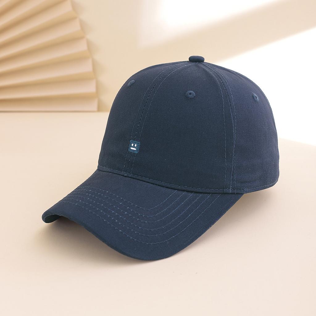A Solid-color Embroidered Smiling Face Adjustable, Simple and Versatile Baseball Cap for Daily Home Leisure and Entertainment