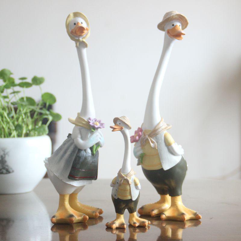 Creative Cartoon Duck Garden Ornament - Hand-Painted Resin Animal Craft