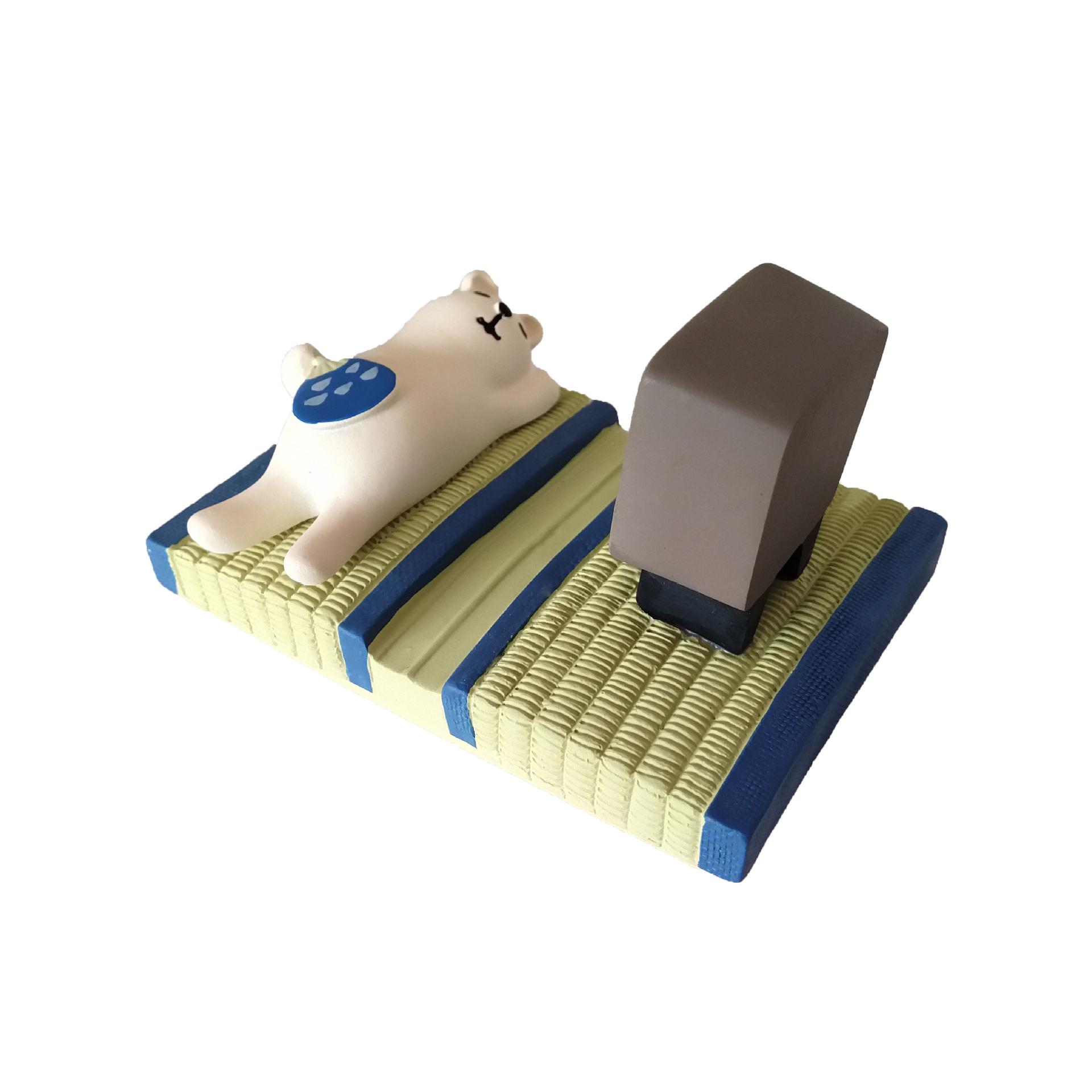 Tatami Zakka Three-Flower Cat & Pink Pig Hot Spring Cat Phone Stand Resin Ornaments