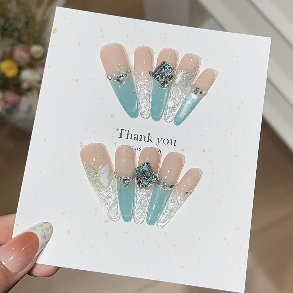 Summer Green and White In Summer Summer Ice-like Lake Water Blue Cat Eyes Piled with Diamond Fingertips Glazed Wear Armor