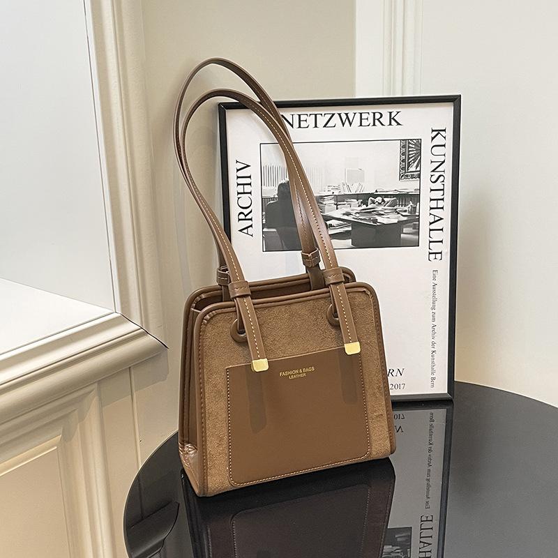 Retro bag women's large capacity 2025 new autumn and winter versatile simple shoulder underarm bag commuter tote bag