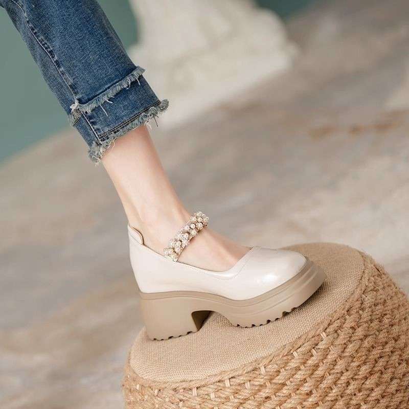Thick-soled inner height-increasing white Mary Jane shoes women's French small thick heel with pearl versatile lightweight single shoes