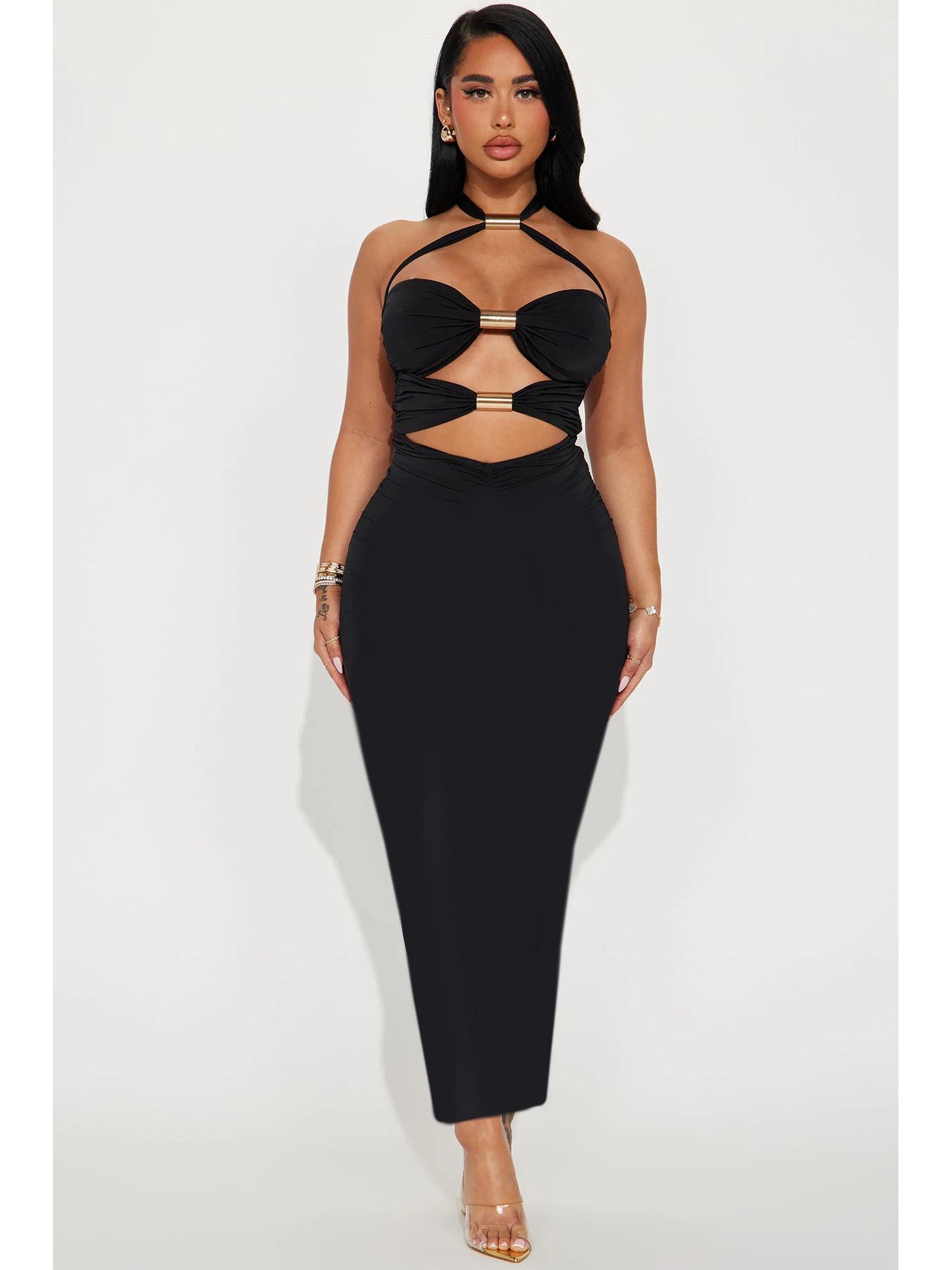 

Женский комбинезон с халтер-воротником контрастного цвета, металлическими трубками и бантом Small