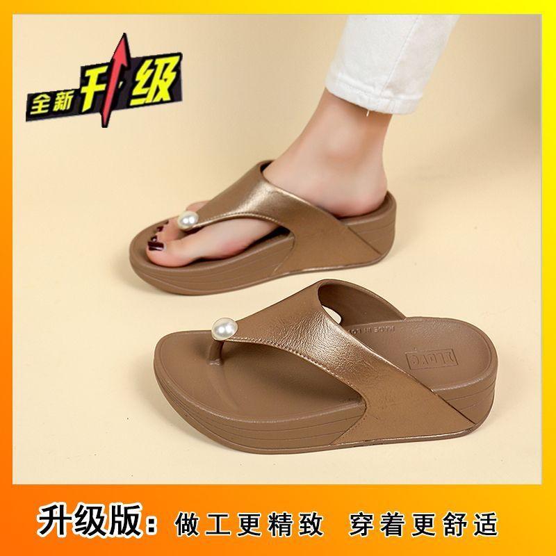Fashion Going Out Beach Shoes Wearing Flip-flops Women's Niche Thick-soled Pearl Toe Sandals 2025 Summer and Autumn New