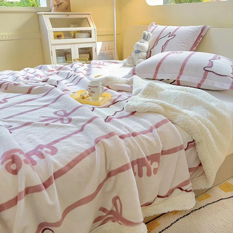 Winter Cartoon Printed Lamb Wool Blanket Thick and Warm Coral Fleece Blanket for Office Napping Fluffy Soft Plush Bedspread