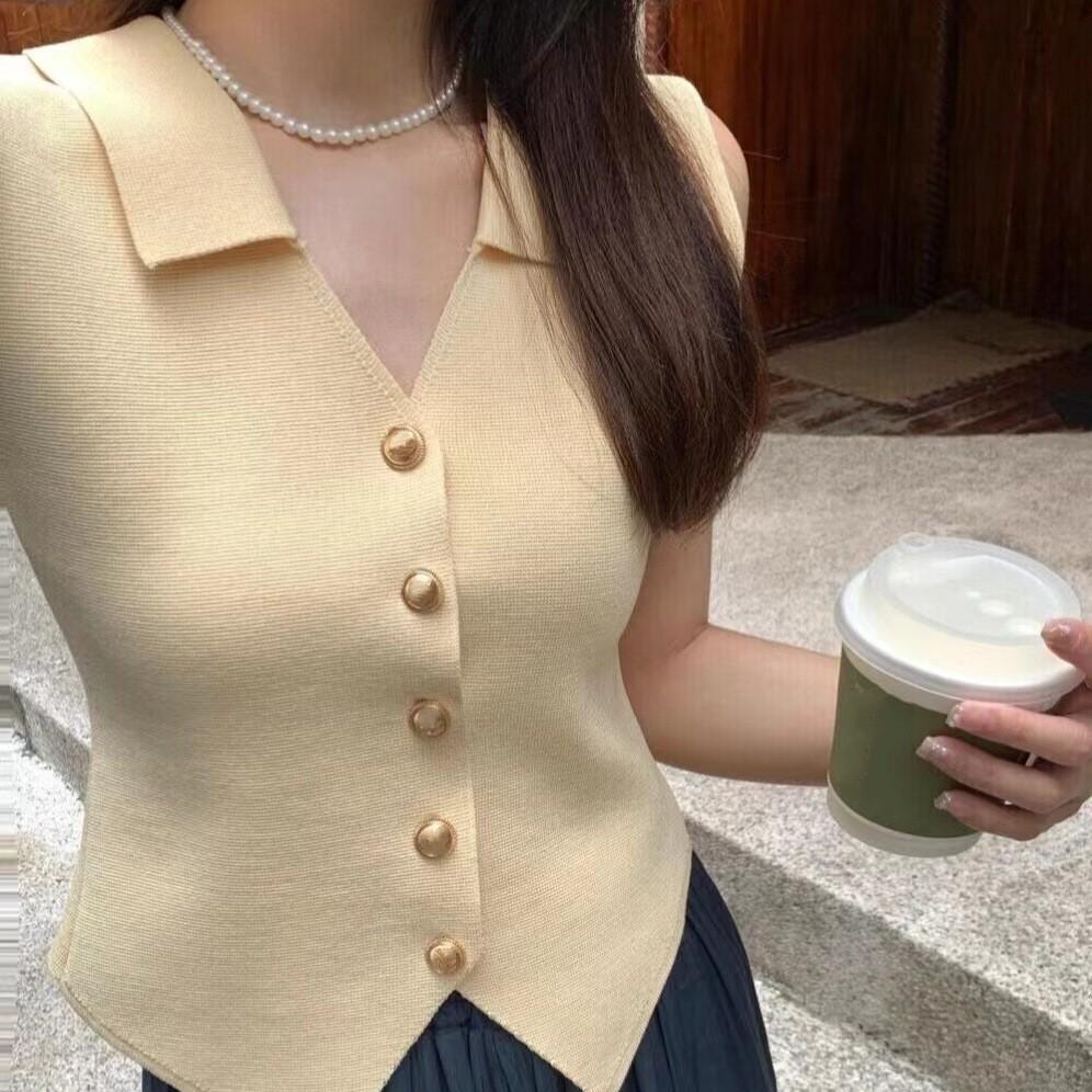 

Женский вязаный летний кардиган без рукавов в корейском стиле 2024 One Size абрикосовый