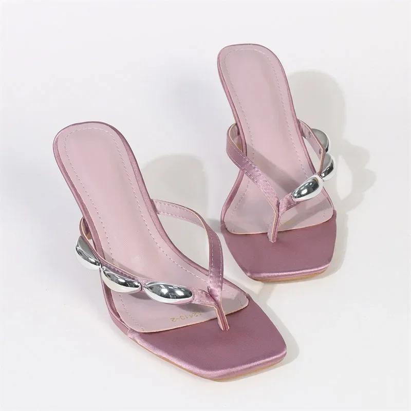 Fashion Metal Narrow Band Designer Flip Flops Women Summer Slippers Low Heels Gladiator Slide Sandals Ladies Shoes Sandalias De Mujer