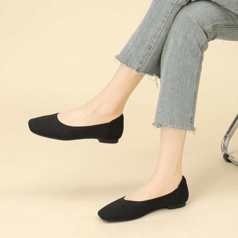 

Single shoes women s knitted woven shoes grandma shoes flying knitted egg roll shoes flat large size beanie shoes 34 чорний